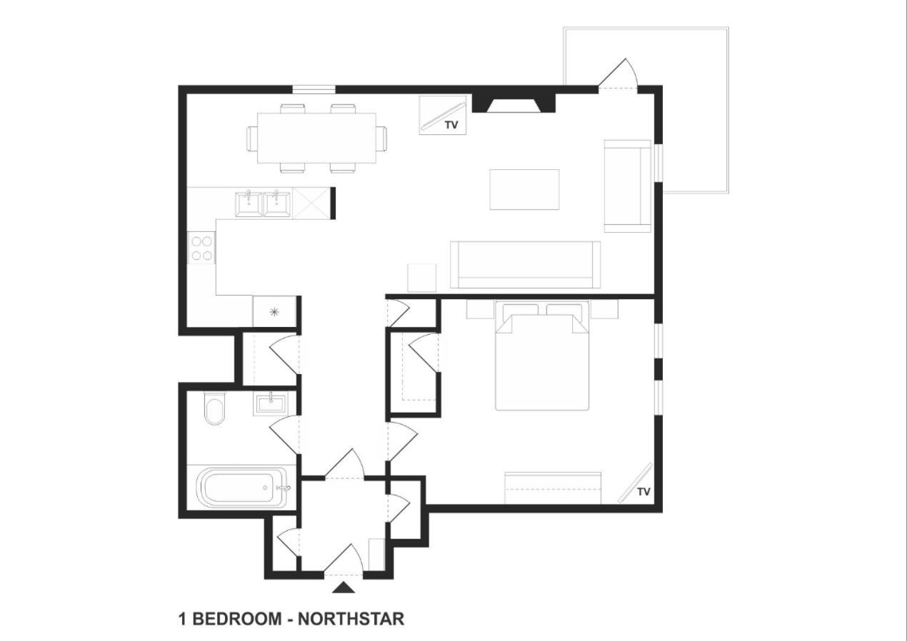 Convenient Village Location With Pool And Hot Tub *